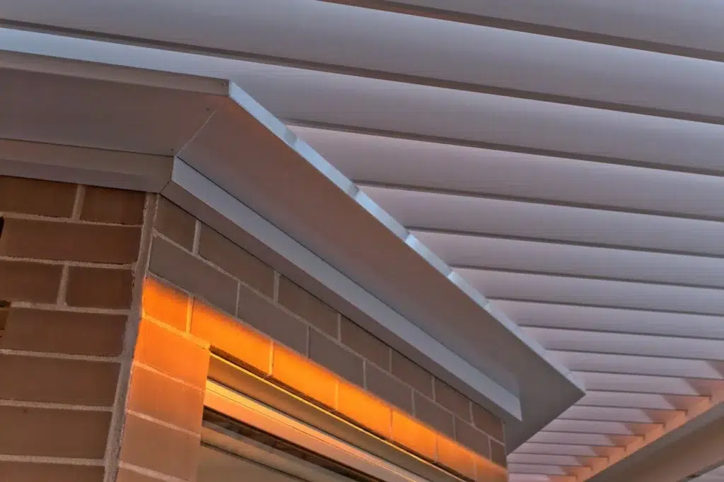 Cllose up of the Ponds pergola opening roof louvres.