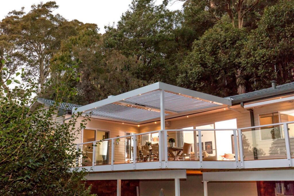 White louvre roof system installed on balconny in Bayview.