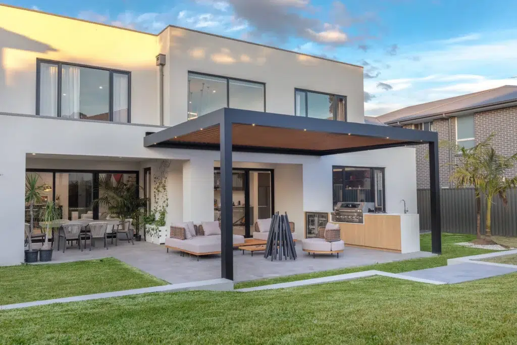 Kellyville pergola during the day time.