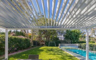 Remarkable Riverview Pergola Construction with Roof Louvres