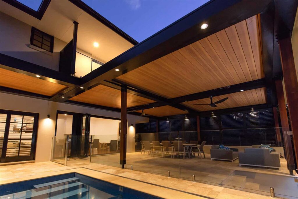 Turramurra pergola with closed louvres.