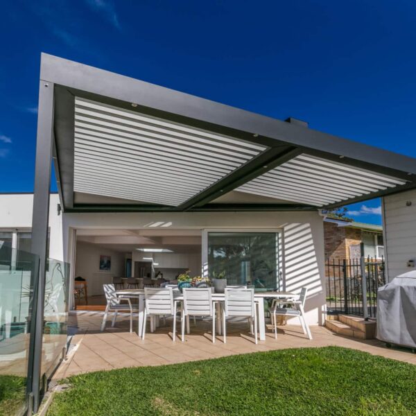 Unique Shape Frenchs Forest Pergola with Operable Roof Louvres